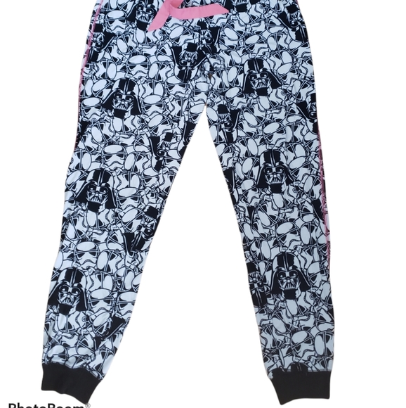 COPY - Star Wars pillow and pajama pant set. - Picture 3 of 10